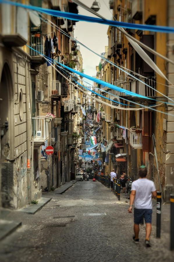 Addu Donn'Anna Ai Quartieri Spagnoli. Naples Exterior photo